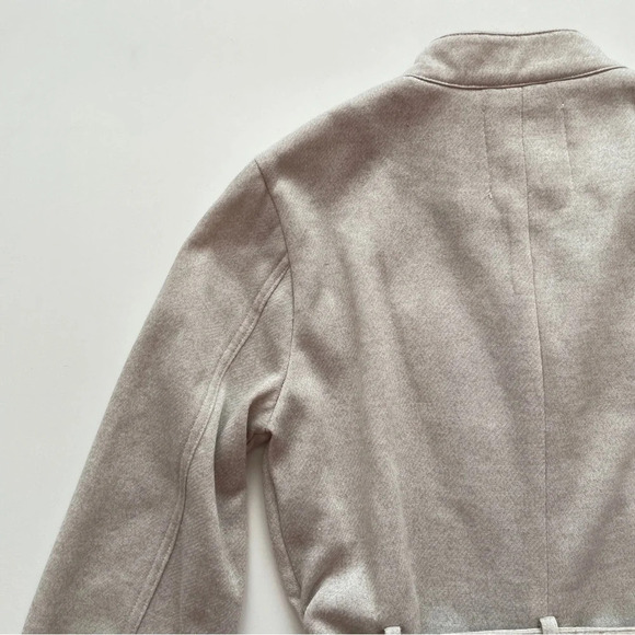 GUESS Tie Winter Jacket Cozy Coat Beige Tan Neutral Size Medium Gold Hardware - Picture 9 of 15